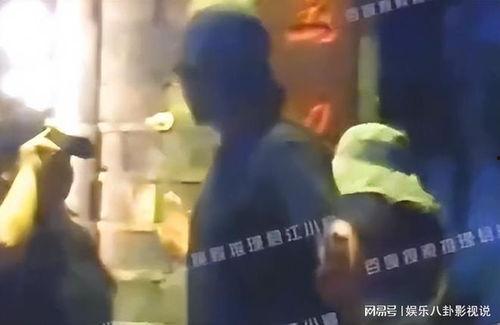 狗仔爆料导演视频大全集,导演幕后视频大全集幕后真相大曝光  第3张 狗仔爆料导演视频大全集,导演幕后视频大全集幕后真相大曝光  第3张