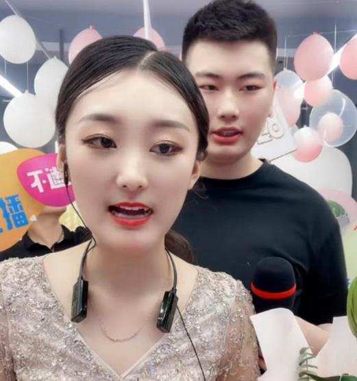 朱丹丹最新爆料视频播放,揭秘娱乐圈惊人内幕!  第2张 朱丹丹最新爆料视频播放,揭秘娱乐圈惊人内幕!  第2张