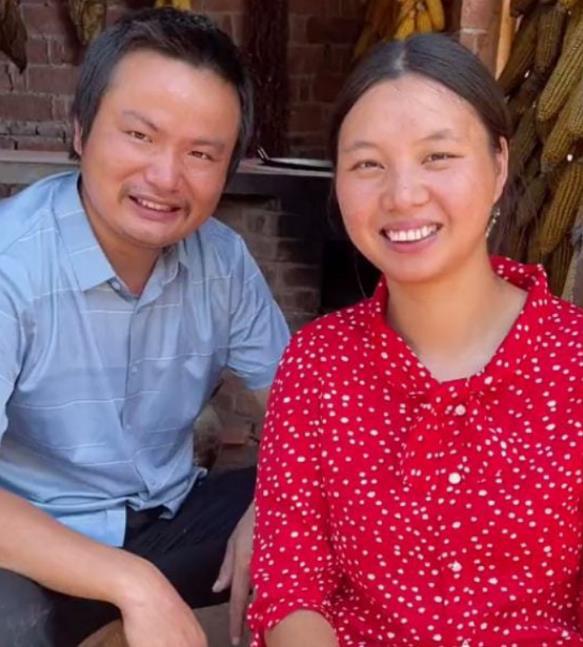 小春花与牛爱芳最新爆料,揭秘娱乐圈惊人内幕  第3张 小春花与牛爱芳最新爆料,揭秘娱乐圈惊人内幕  第3张